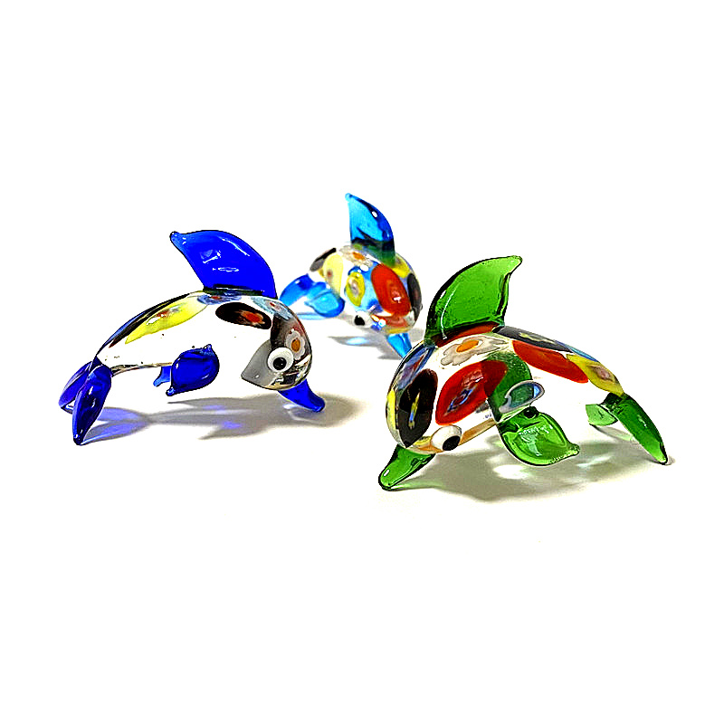 ตุ๊กตาปลาโลมาแก้วจิ๋วหลากสีสัน - Marine Aquarium Europe บทวิจารณ์และราคา